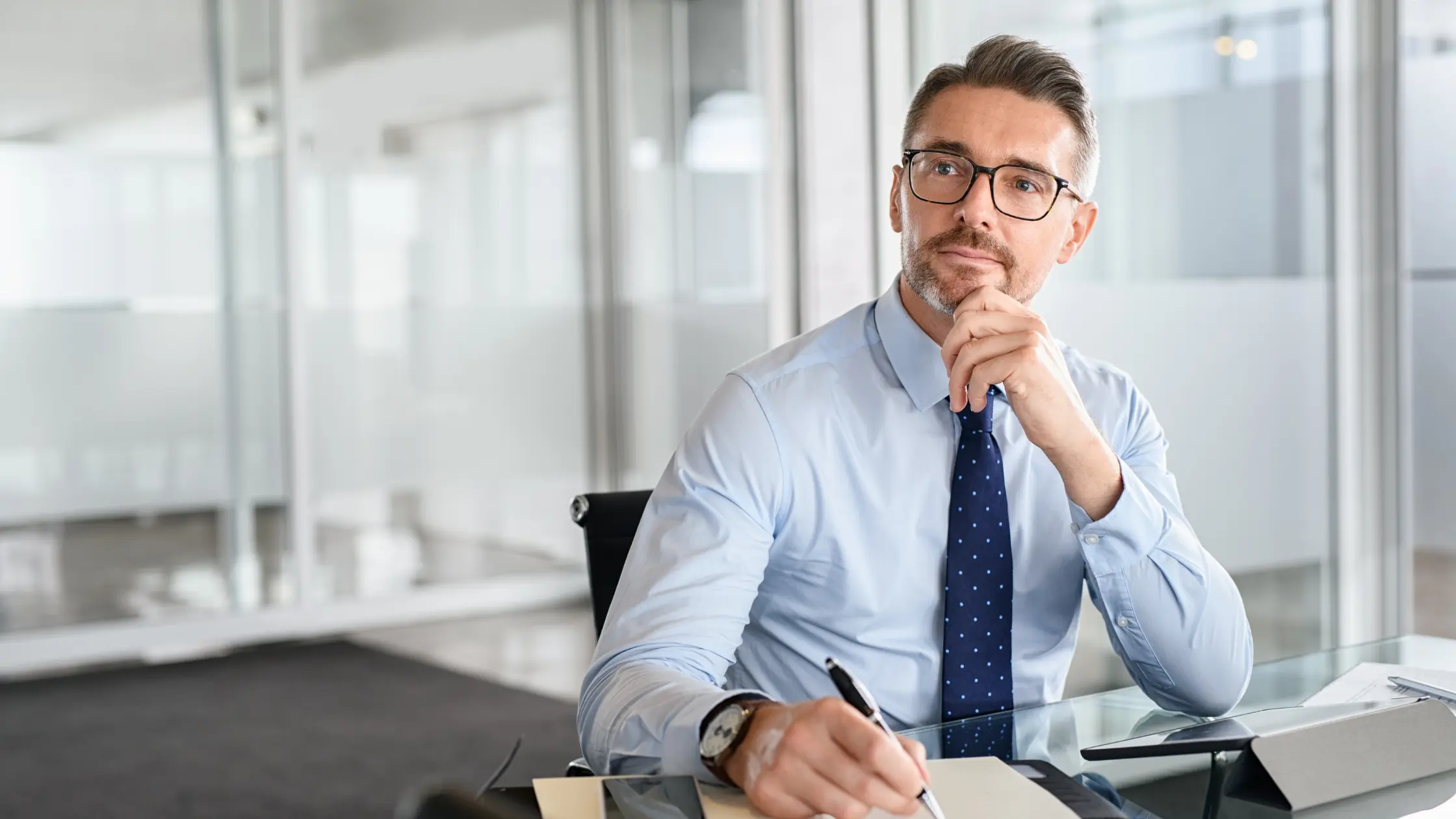 Property Manager or DIY? 9 Questions to Help You Decide 